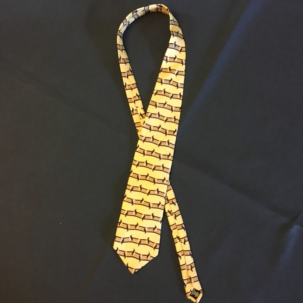 ELIENNE AIGNER mens tie very nice colorful tie